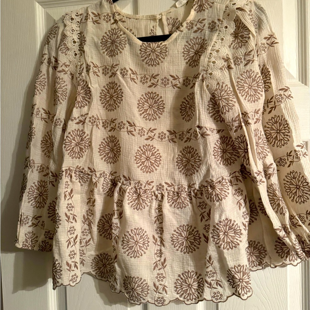 Blu Pepper embroidered top